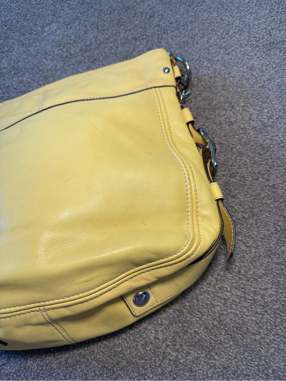 Vintage Coach Zoe Large Leather Hobo Buckle Shoulder Bag F12669 in Yellow - Picture 5 of 10
